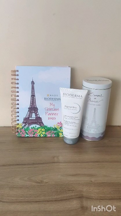 Instagram post by @modisheetal for Viral Pitch. Caption reads: Looking to get glowing ✨The right exfoliation may....