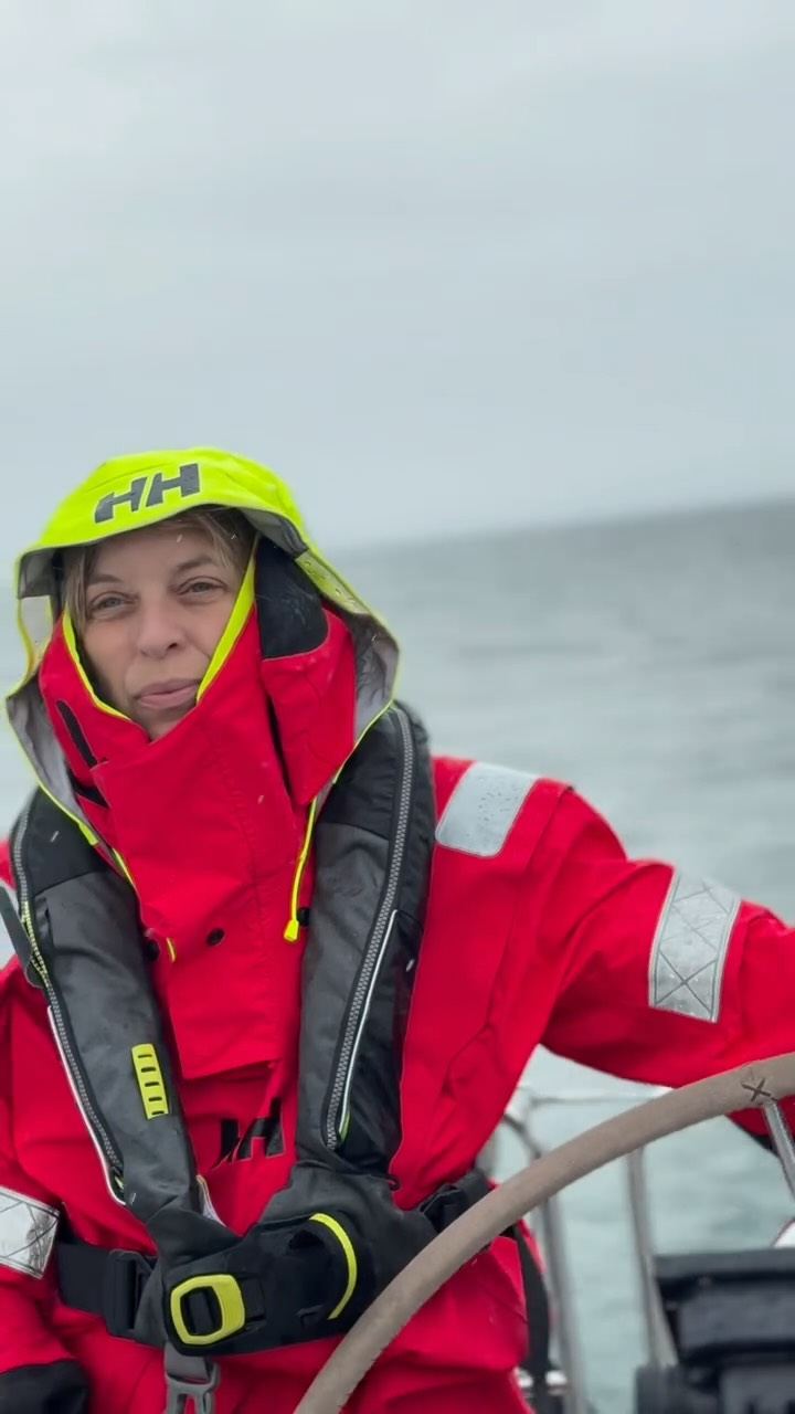 Instagram post by @sisi_atsea for Helly Hansen. Caption reads: [...] day sailing in my new drysuit from....