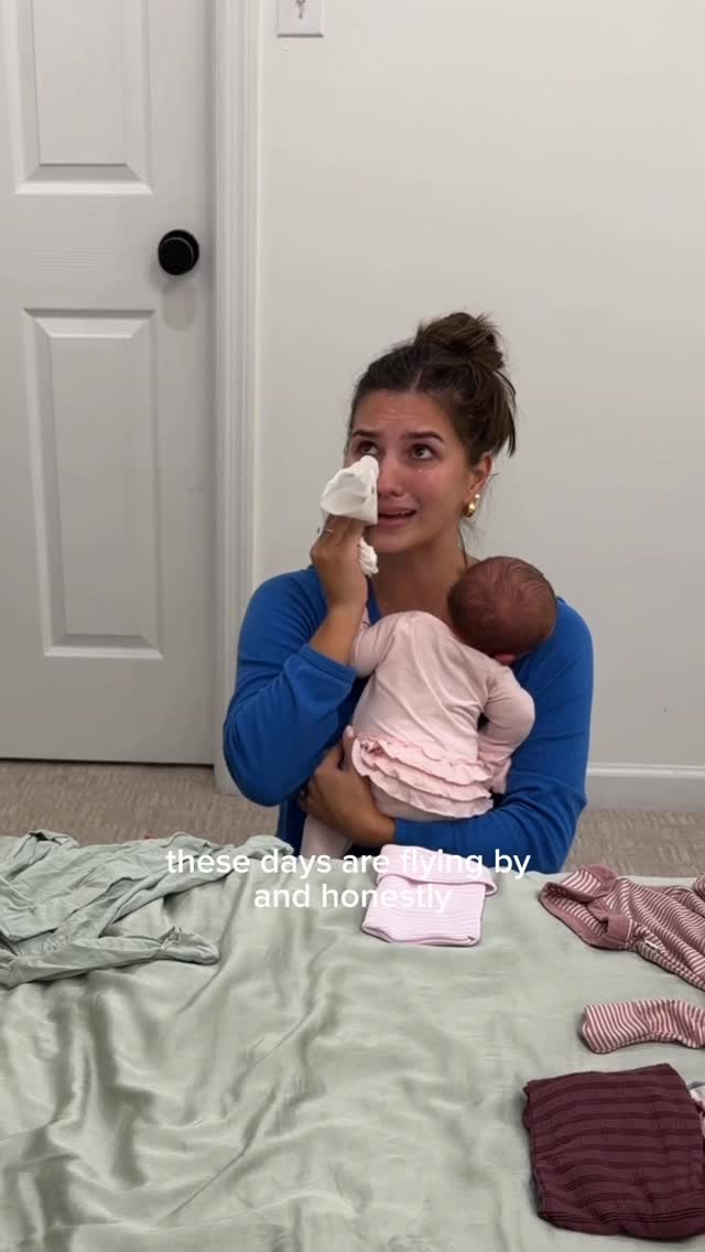 Instagram post by @carlinbates98 for Kleenex. Caption reads: #ad @Kleenex Lotion Tissues have been with me....