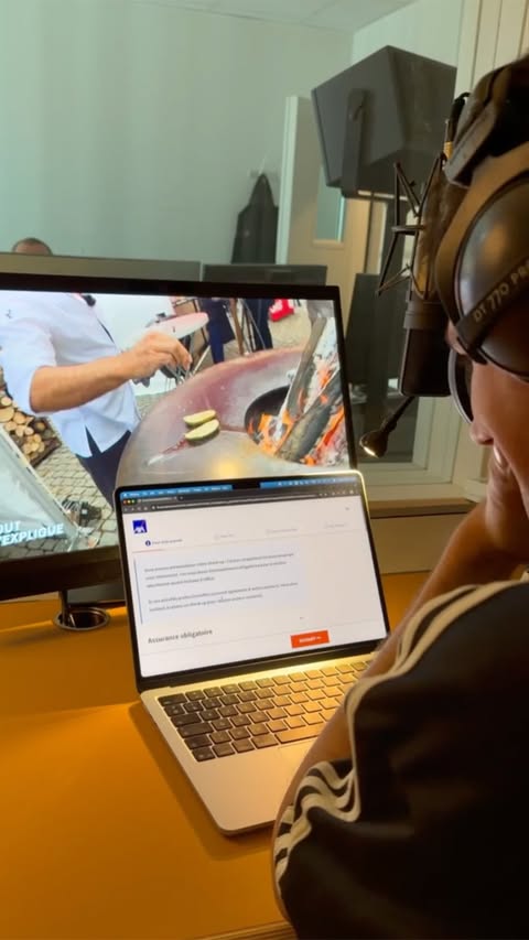 Instagram post by @loicfood for AXA. Caption reads: [...] du courtier et au #Check-up Pro d’Axa....