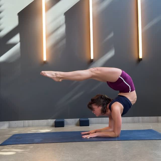 Instagram post by @laureise for Lake & Skye. Caption reads: Lake & Skye is how you start the day with purpose....