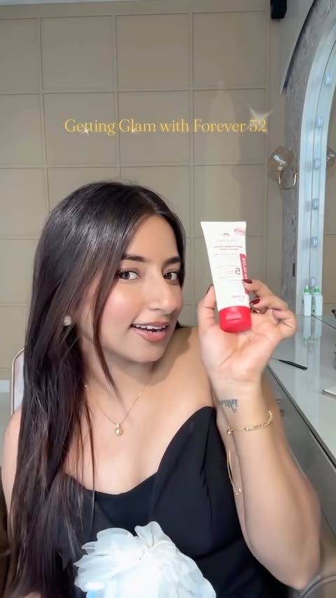 Instagram post by @daisydemblamakeovers for Daily Life Forever 52. Caption reads: #Ad Glowy base is non-negotiable ✨🤍 And this....