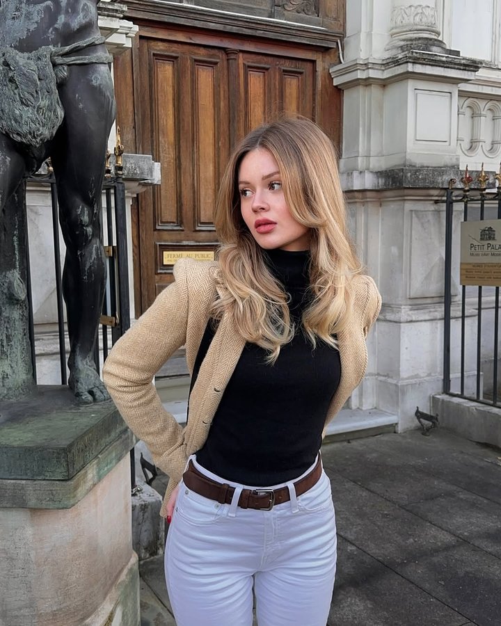 Instagram post by @carlacrnt for Bally. Caption reads: Bringing countryside chic to the city.