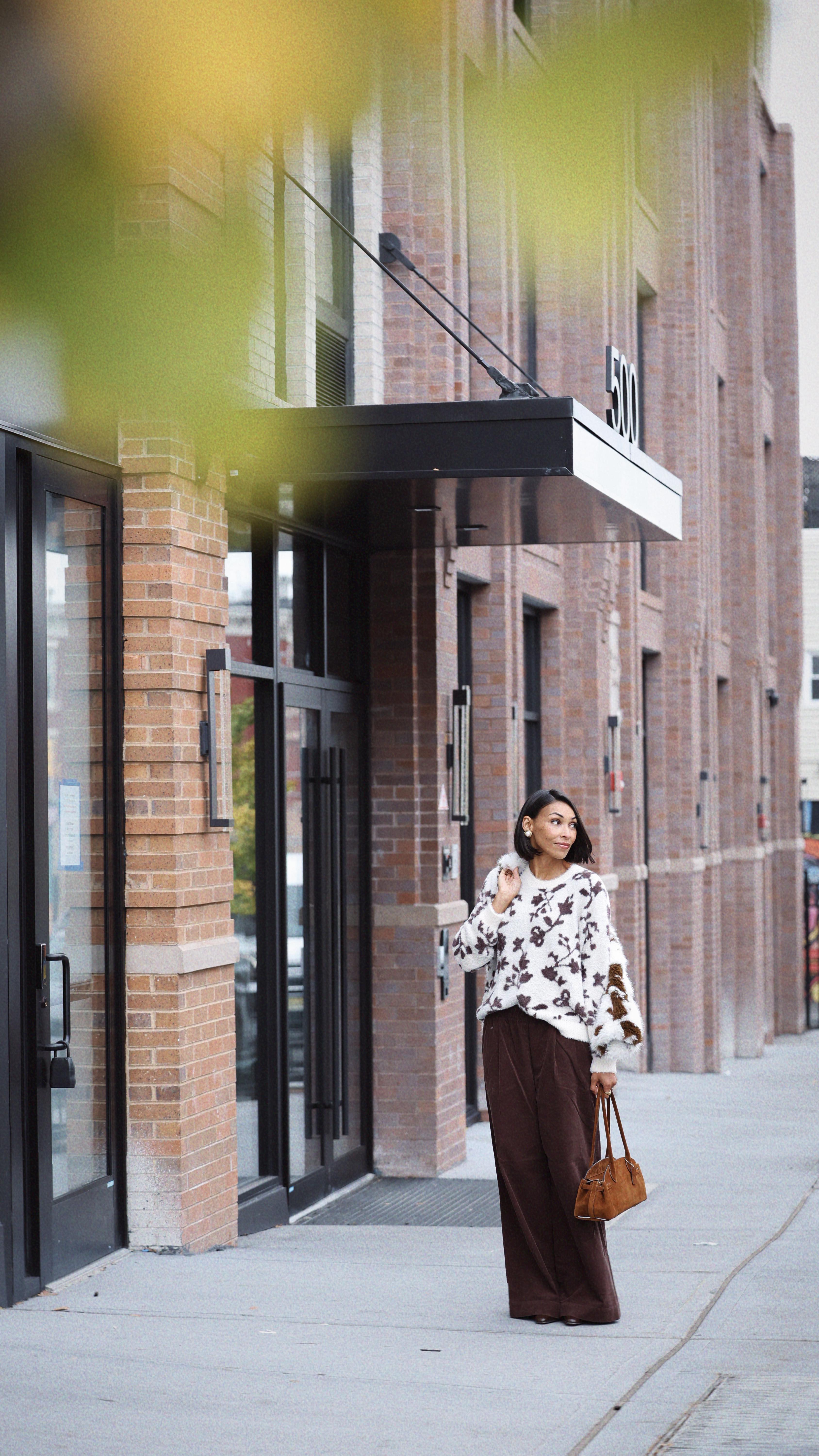 Instagram post by @dileinybaron for LOFT. Caption reads: Sweaters I’m always reaching for with @loft 🤍
✨....