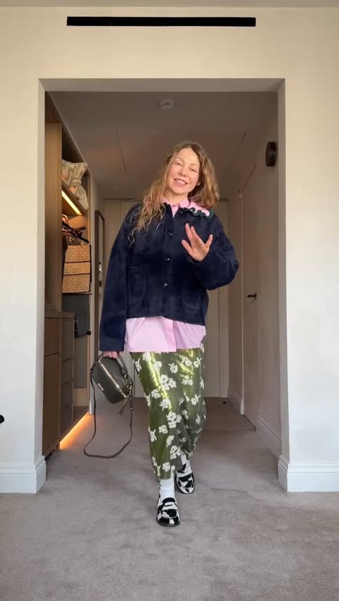 Instagram post by @alinarolling for BIMBA Y LOLA. Caption reads: Ad/tags/ Dressing for a day in Antwerp and this is....
