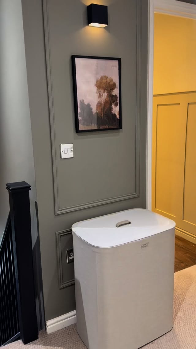 Instagram post by @chelshome_ for Joseph Joseph. Caption reads: [...] over laundry with the help of these....