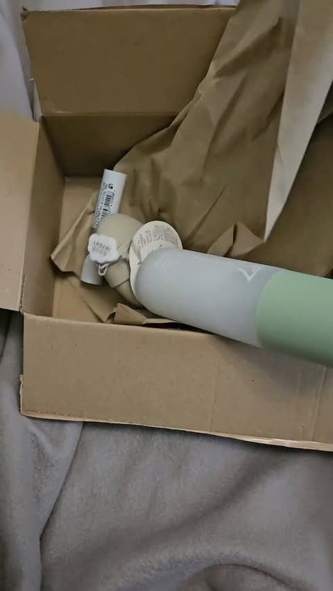 Instagram post by @tested.and.tried.h for No7. Caption reads: #AD #No7BeautyCommunity @No7UK #unboxing 🎁✨ My....