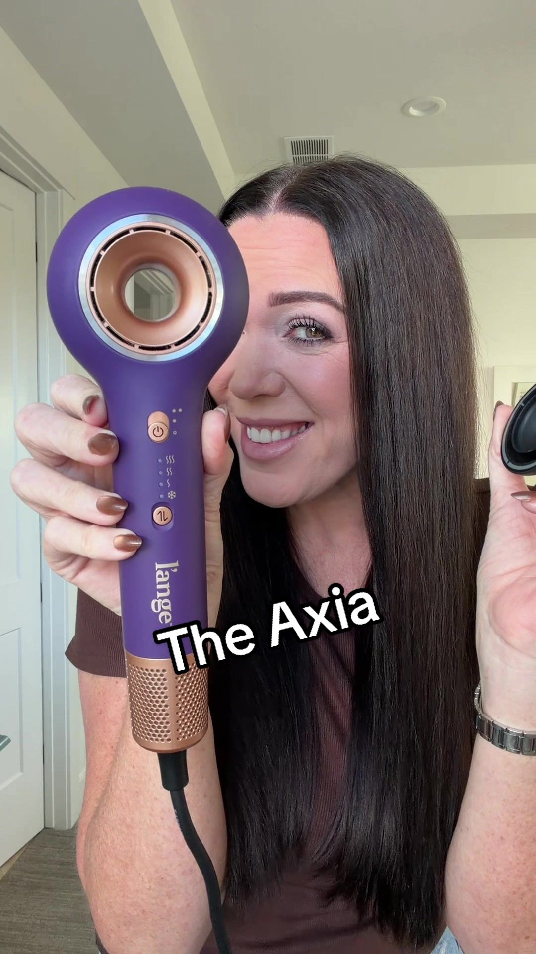 TikTok post by @kimmylashes for L’ange Hair. Caption reads: [...] #HairTok #BeautyMustHaves @langehair.