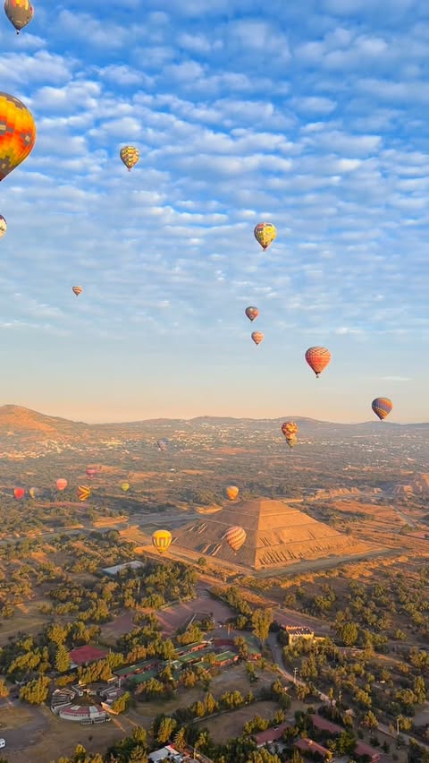 Instagram post by @emilysedona for Tripadvisor. Caption reads: The most amazing view I’ve ever seen 🎈✨

Hot air....