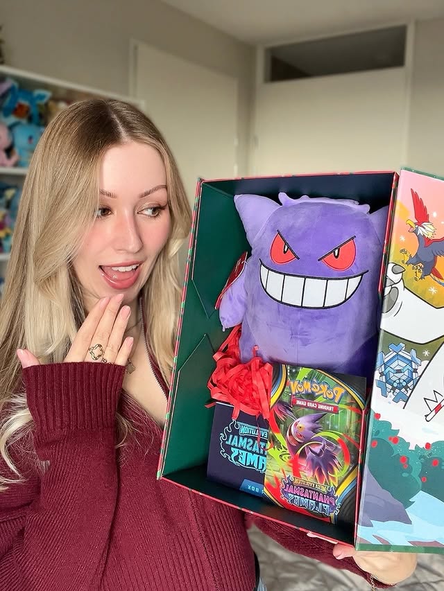 Instagram post by @ellen_tcg for Jazwares. Caption reads: [...] themed box was a Gengar plush from @jazwares....