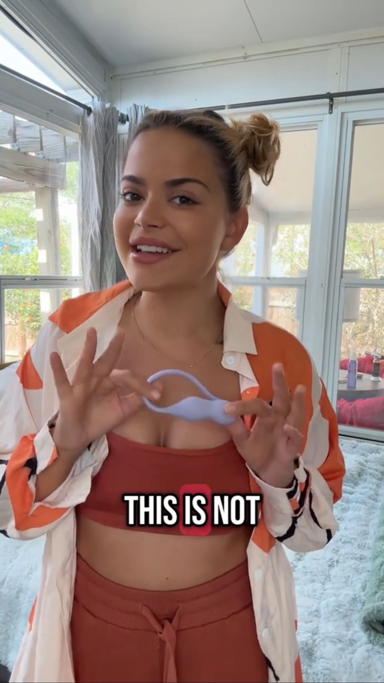 Instagram post by @piperlandon for Perifit. Caption reads: [...] it should be. I’ve been using the Perifit....