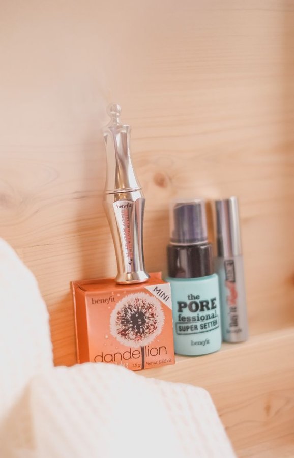 Instagram post by @jakegalvez for Benefit Cosmetics Philippines. Caption reads: .