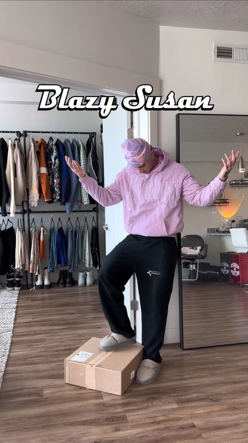 Instagram post by @iakopoamona for Blazy Susan. Caption reads: Getting into my Cozy Fall Vibes w/ @blazysusan 🩵....