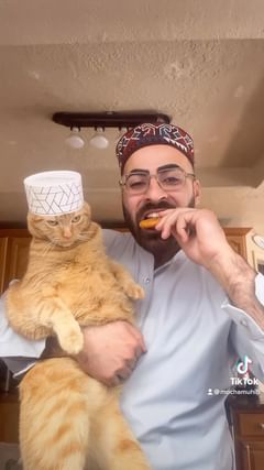 Instagram post by @habibimocha for Crescent Foods. Caption reads: Thank you @crescentfoods ❤️❤️❤️😂😂😂

#halal....