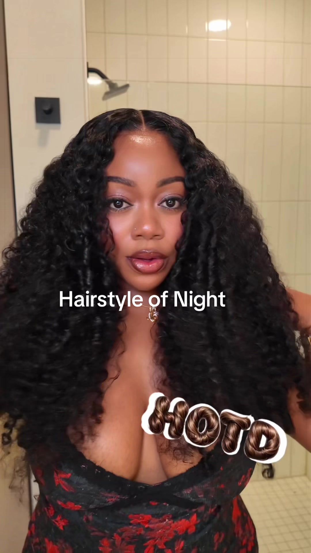 TikTok post by @carolinea.world for Sterly Hair. Caption reads: [...] at home it’s truly mind-blowing! @sterlyhair....