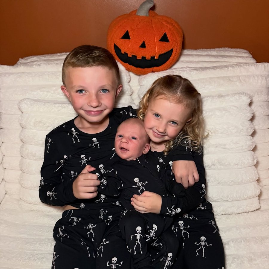 Instagram post by @allisynmichelle for Kyte Baby. Caption reads: Kids wanted to do a photoshoot in their @kytebaby....