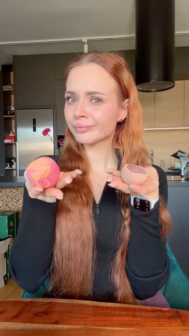 Instagram post by @gajahribernik for REAL TECHNIQUES. Caption reads: NOVA “makeupsaver” gobica VS “og”....