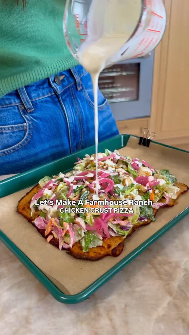 Instagram post by an influencer for Fresh Express Salad. Caption reads: [...] base for the @yourfreshexpresssalad....