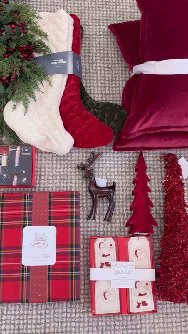Instagram post by @heartsandkrafts for HomeSense. Caption reads: #Ad Getting a head start on holiday decorating....
