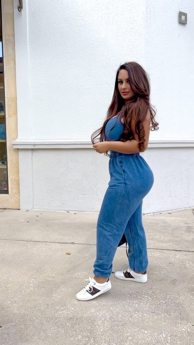 Instagram post by @elvisa for HotMiamiStyles. Caption reads: [...] you don’t know who to trust 🎶🩵....