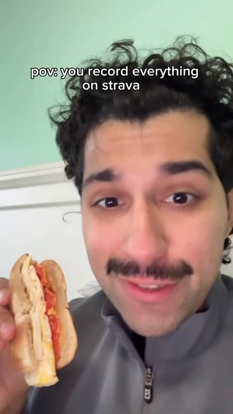 Instagram post by @sodakhtar for Strava. Caption reads: Running for bagels still counts 🥯 #StravaPartner....