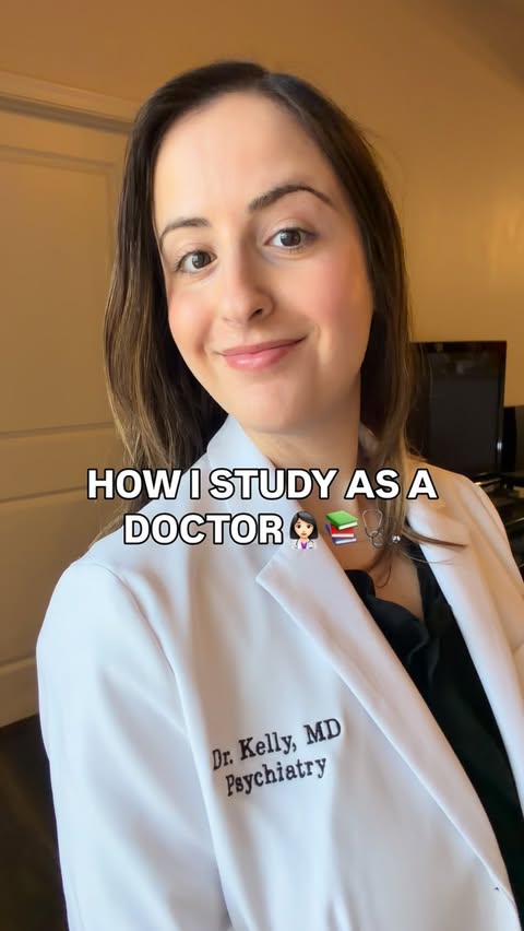 Instagram post by @heykellyellen for Intel. Caption reads: #Ad My life lately = clinic days and studying for....