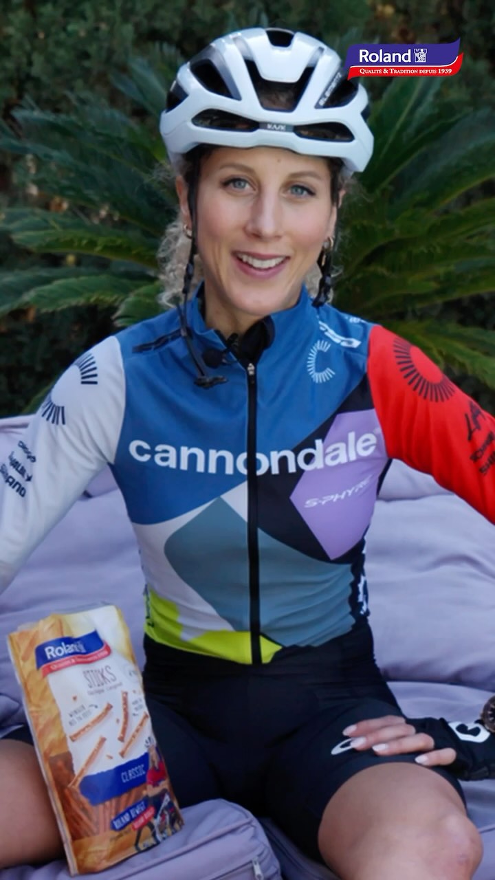 Instagram post by @jolandaneff for Roland Schweiz. Caption reads: Skills with #Roland 🥨 The Wheelie! Oder uf....