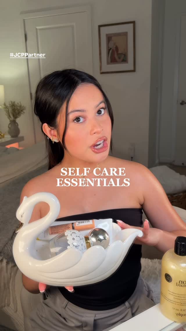 Instagram post by @_delcidlisbeth for JCPenney. Caption reads: [...] cannot wait to use all of these 🤭 @jcpenney....