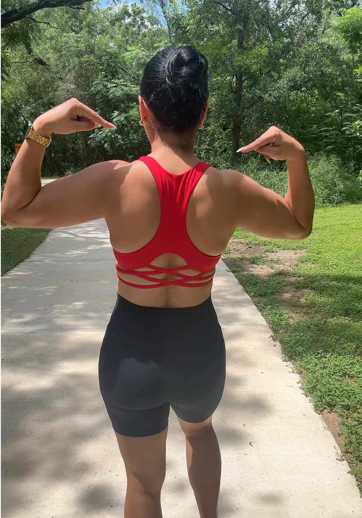TikTok post by an influencer for Aoysky Sports. Caption reads: [...] fit to keep you motivated! @Aoysky sports....