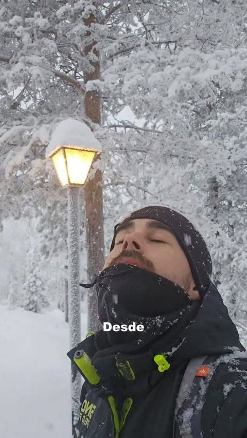 Instagram post by @alexcursio_ for Decathlon. Caption reads: Que ropa utilizo en Laponia para no congelarme a....