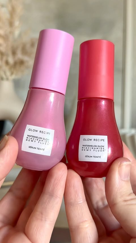 Instagram post by @kellysbeautylife for Glow Recipe. Caption reads: [...] A Flush, Not A Blush ☺️ 

Glow Recipe have....