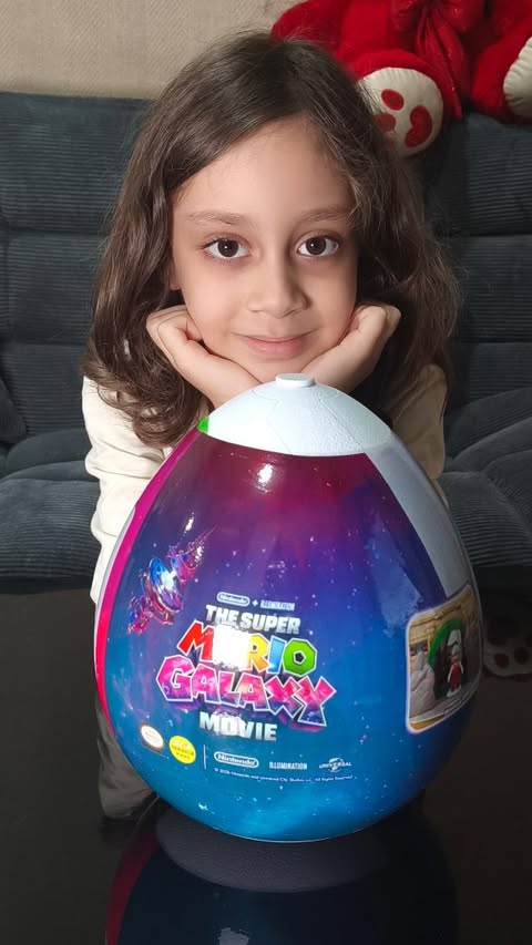 Instagram post by @makamemoir for JAKKS Pacific. Caption reads: [...] fun for a family time. @influenster....