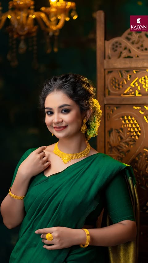 Instagram post by @bidipta_sharma_ for Kalyan Jewellers. Caption reads: [...] ekta shundor shurur prothom dhap, Kalyan....