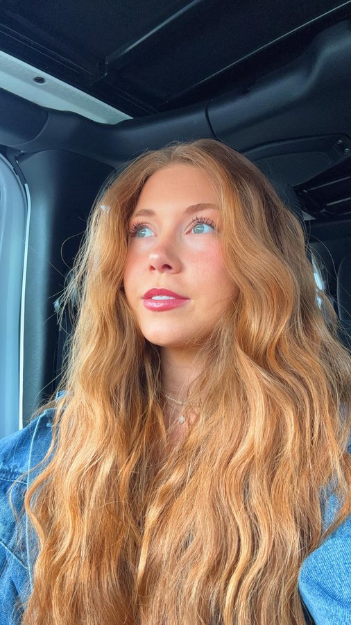 Instagram post by @laurenloveless for BondiBoost. Caption reads: [...] you’d have to drag me away from the....