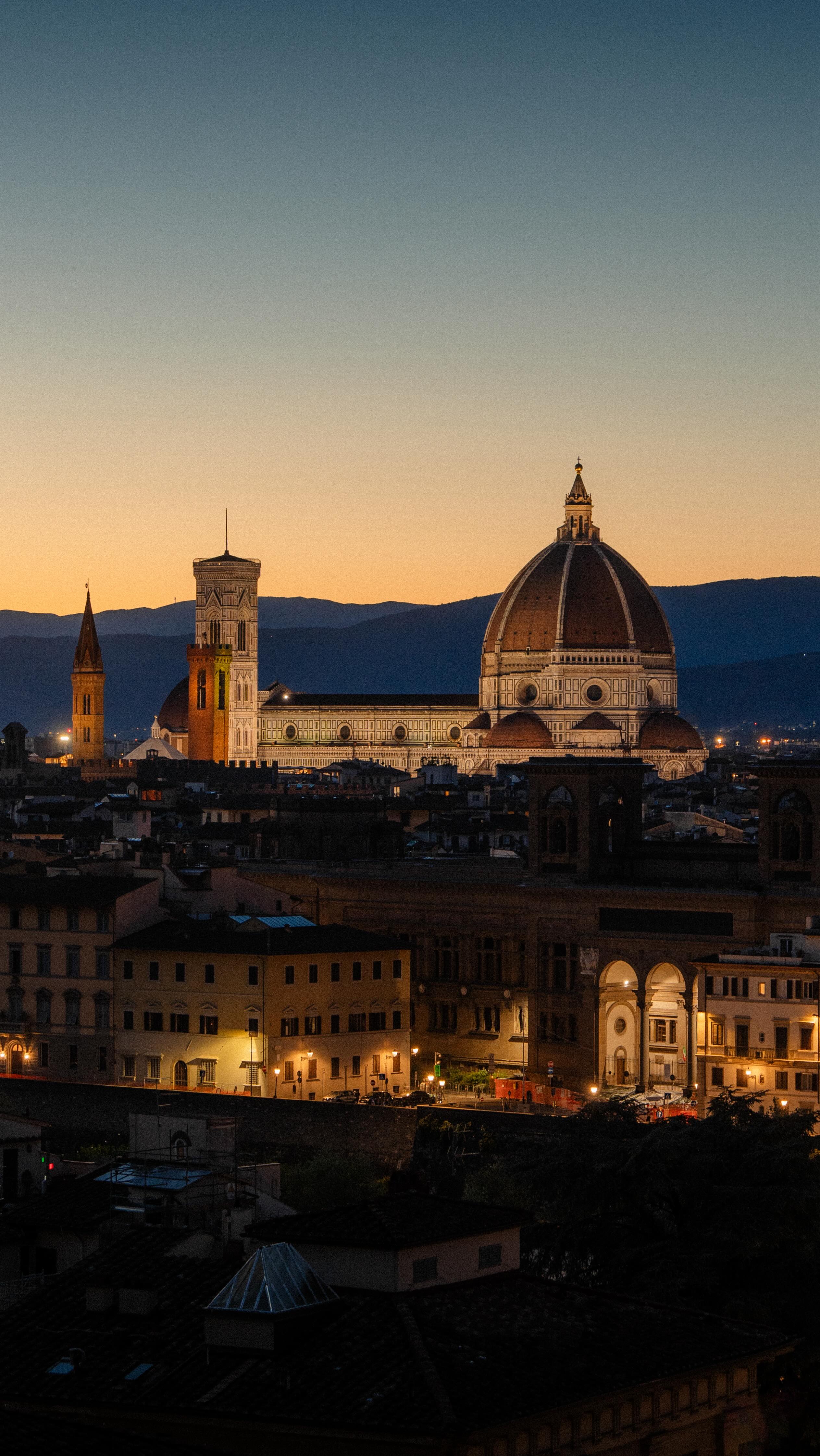 Instagram post by @cam_snaps for Contiki. Caption reads: Nothing quite like the feeling of a European....