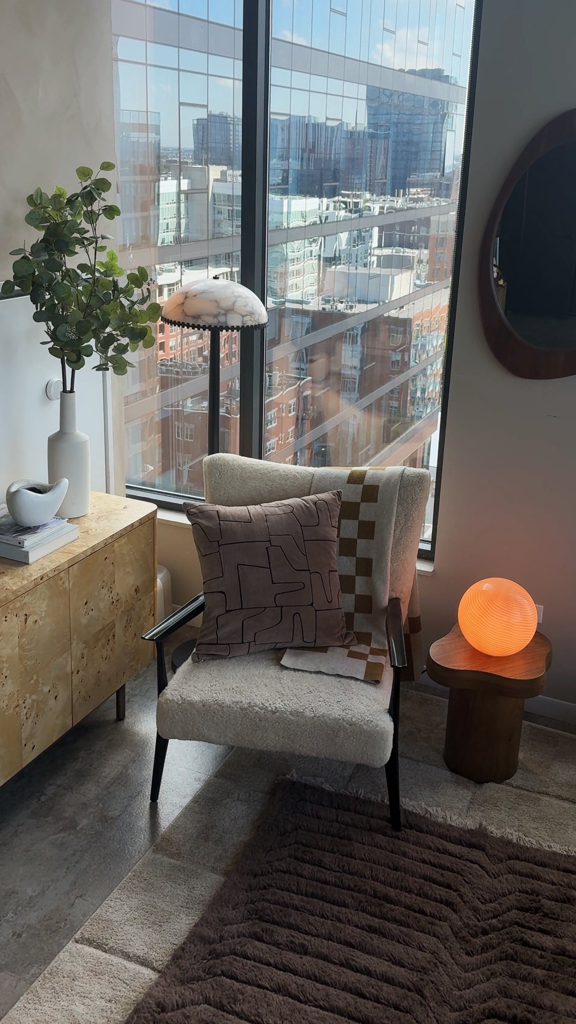 Instagram post by @jamialix for Havenly. Caption reads: [...] which is why i love working with @thehavenly....