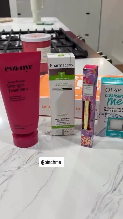 Instagram post by @mickiphit for PINCHme. Caption reads: ✨Unboxing happiness with my @pinchme Beauty Box!....