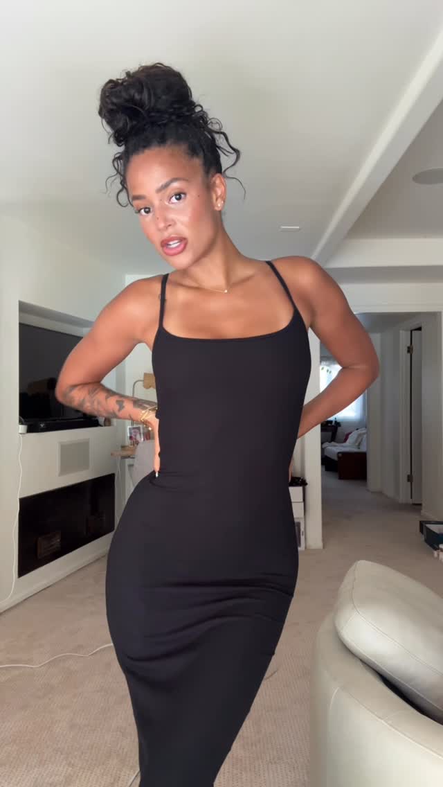 Instagram post by @kyra212green for YITTY. Caption reads: can I talk?! 😂 which color should I go with in....