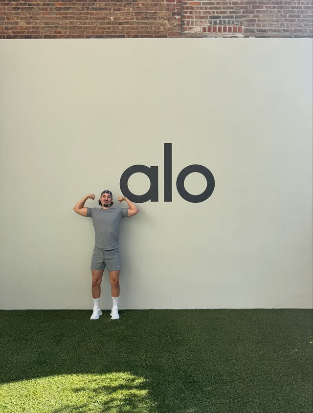 Instagram post by @itsbenniefelix for Alo Moves. Caption reads: Thank you for having me @alowellnessclub I had the....