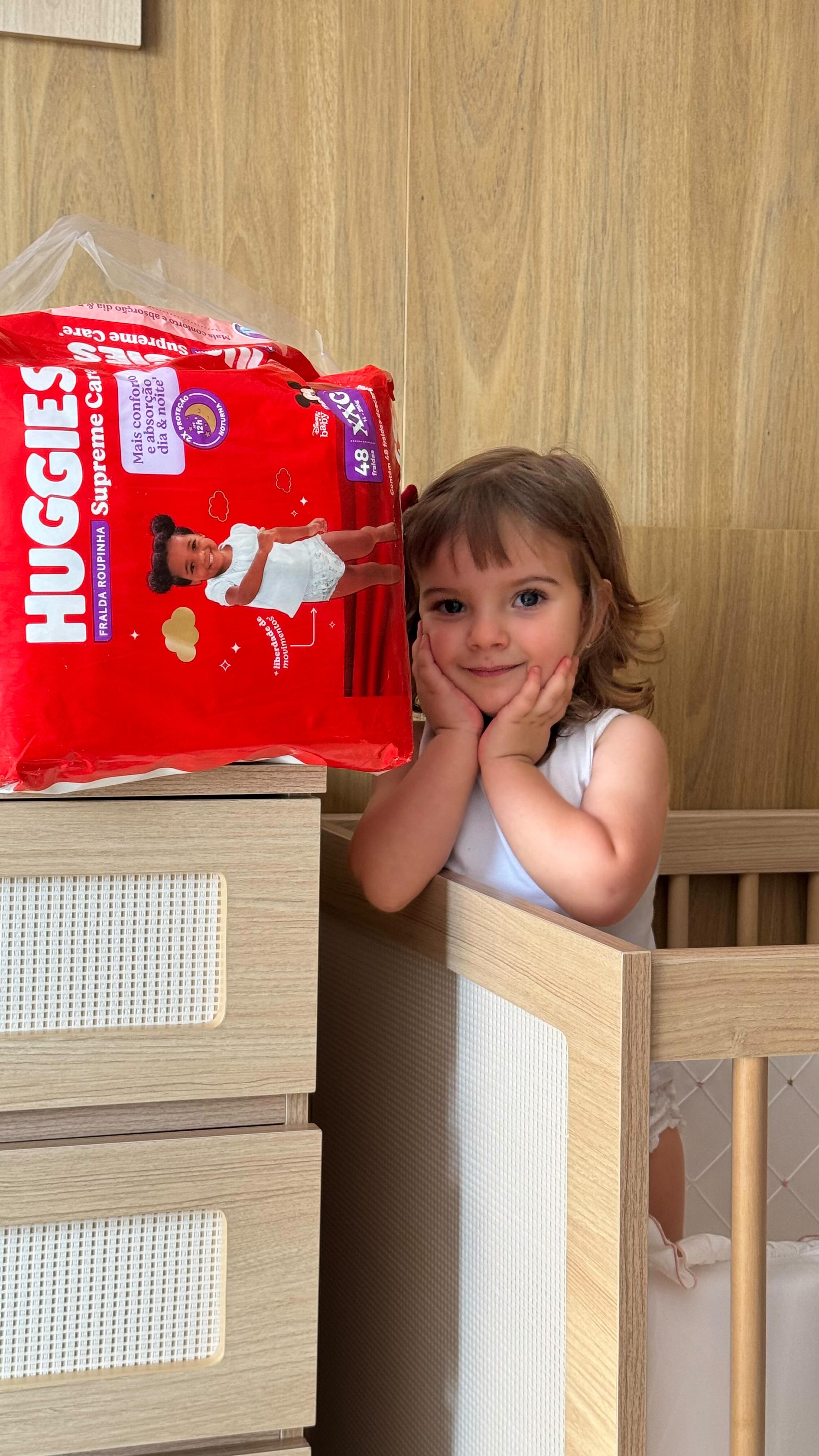 Instagram post by @fernandacintra.s for Huggies. Caption reads: A sua galeria tb é assim?😂😂
E se o neném estiver....
