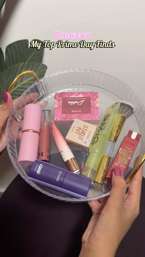 Instagram post by @justshine.12 for Amazon Beauty. Caption reads: [...] edition — BIGGER & BETTER than ever!....
