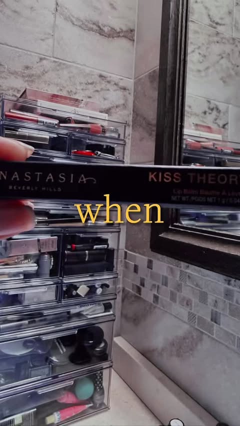 Instagram post by @anat_gordon1 for Anastasia Beverly Hills. Caption reads: [...] hint of shine. 💋Loving the new Anastasia....