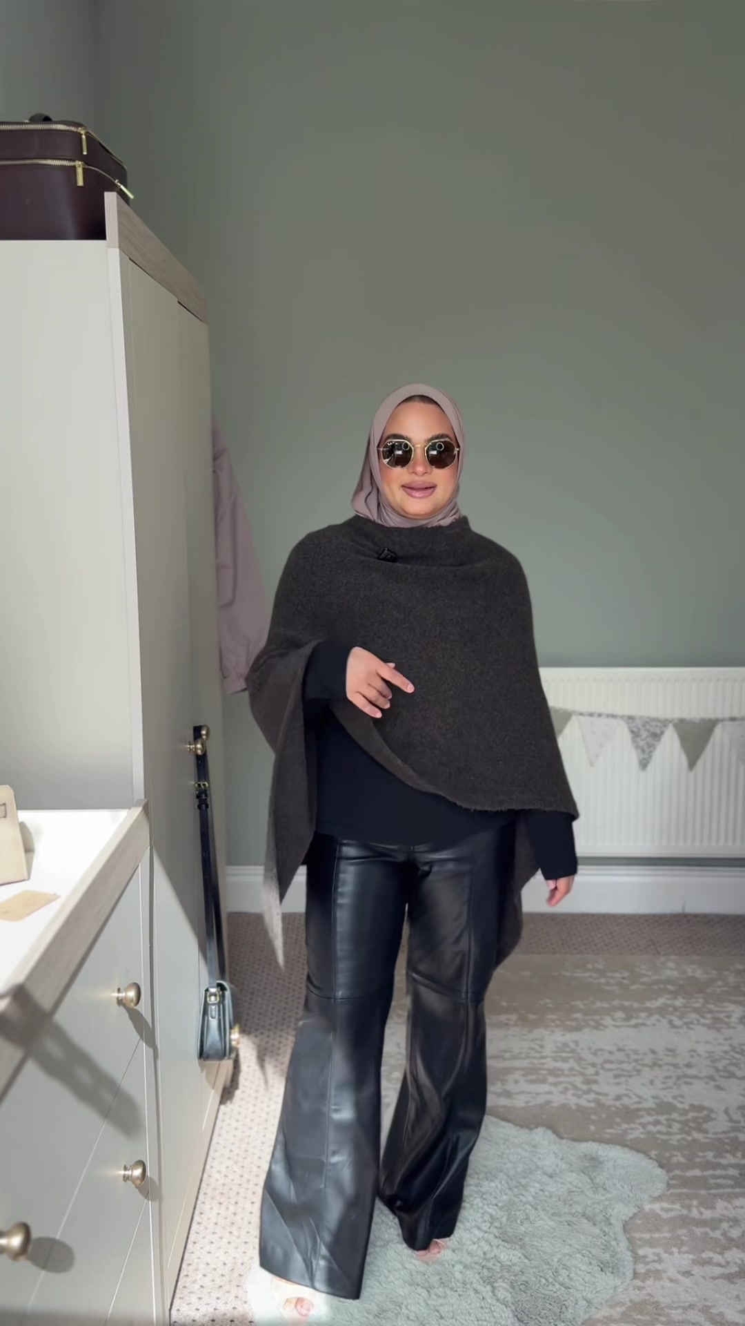 TikTok post by @_a_n_85_ for emlavish. Caption reads: @emlavish Wearing the shade ash brown #emlavish....