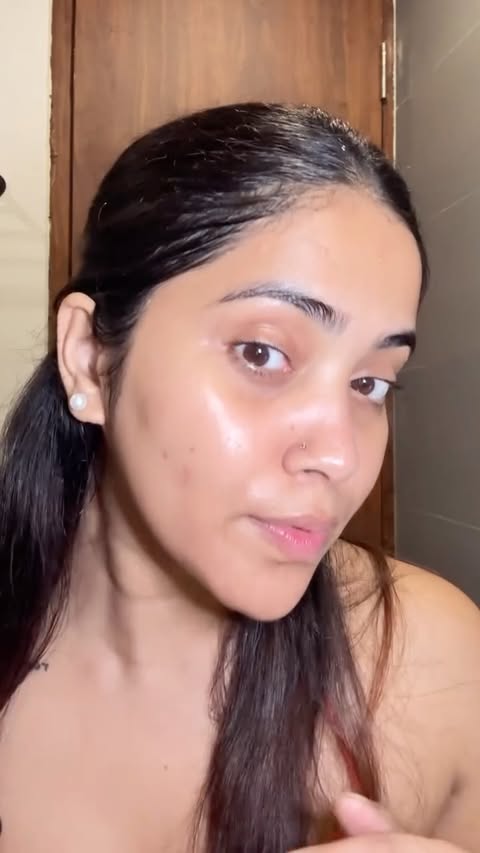 Instagram post by @ibhartiisingh for Aqueria. Caption reads: [...] starts with with a simple routine ✨ So....