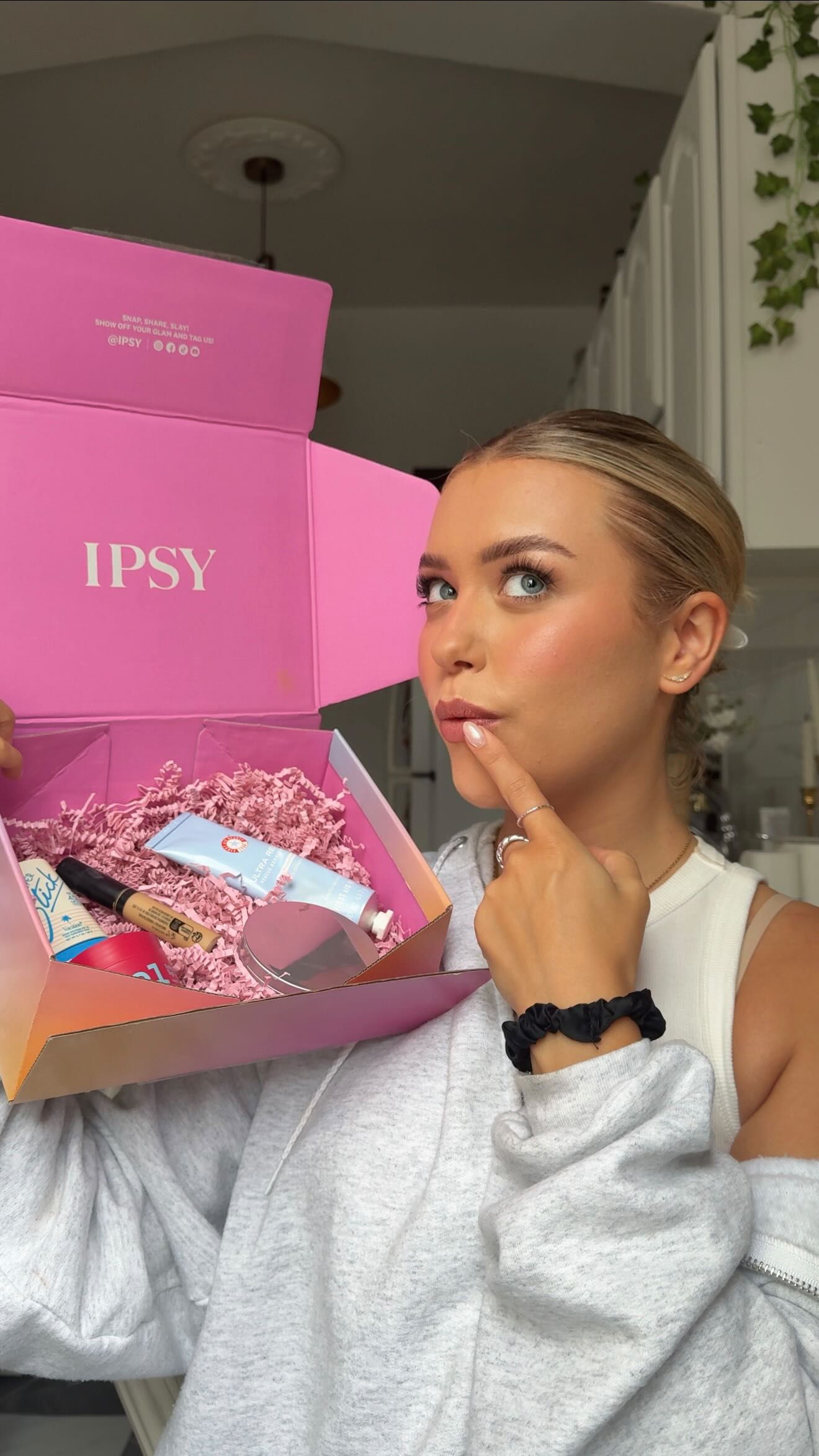 Instagram post by @kaylakane for First Aid Beauty. Caption reads: my kinda lineup @ipsy ✨✨

products....