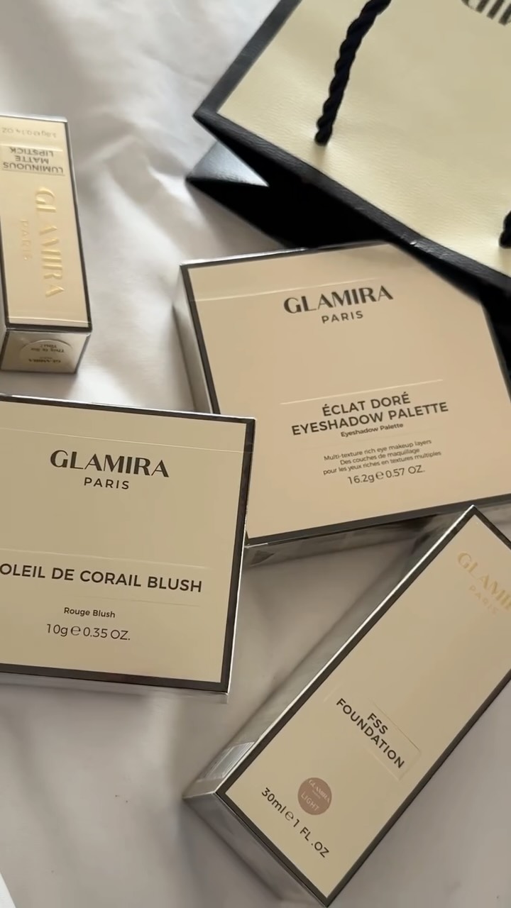 Instagram post by @magic.ella for GLAMIRA. Caption reads: Makeup that feels like luxury 💄
Unboxing my new....