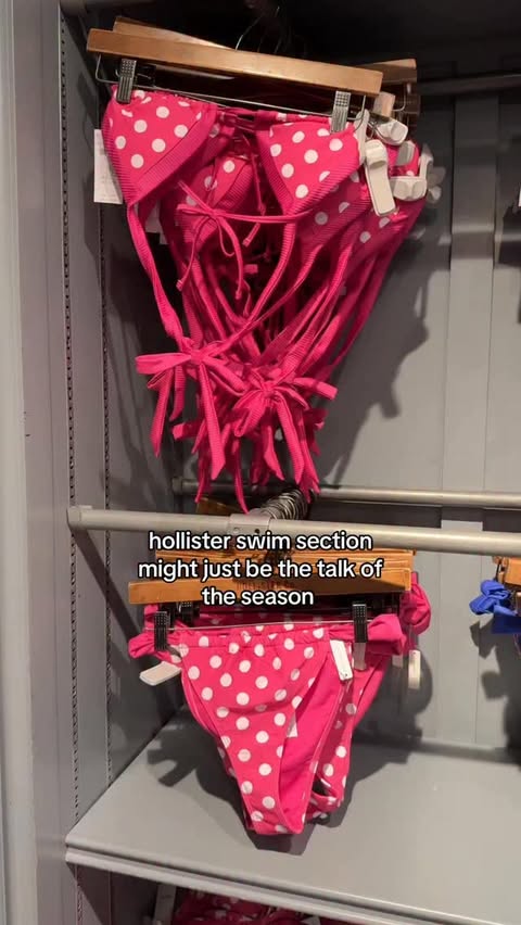 Instagram post by @fitsbylindseyy for hollister. Caption reads: love these patterns!! #hollisterpartner....