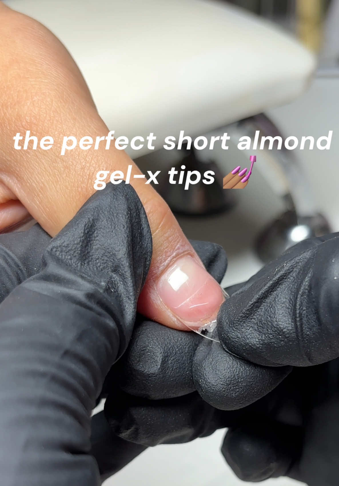 TikTok post by @carmz.morales for Après Nail. Caption reads: only use @Aprés Nail Professional 🤭 these are the....
