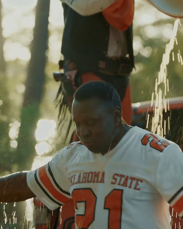 Instagram post by @barrysanders for Nissan USA. Caption reads: Making the most of our road trip.....