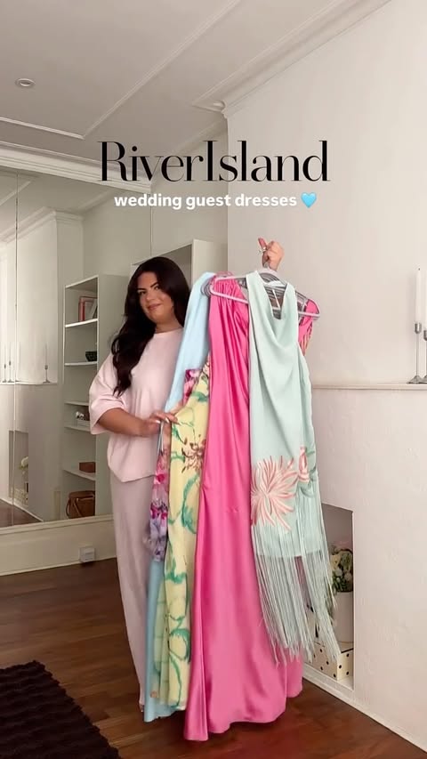 Instagram post by @freyabroni for River Island. Caption reads: [...] uk 18!! links 🔗 on my stories ~ ad....